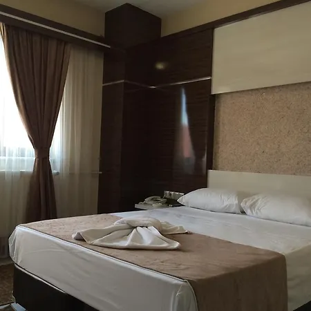 Napa Hotel 3*