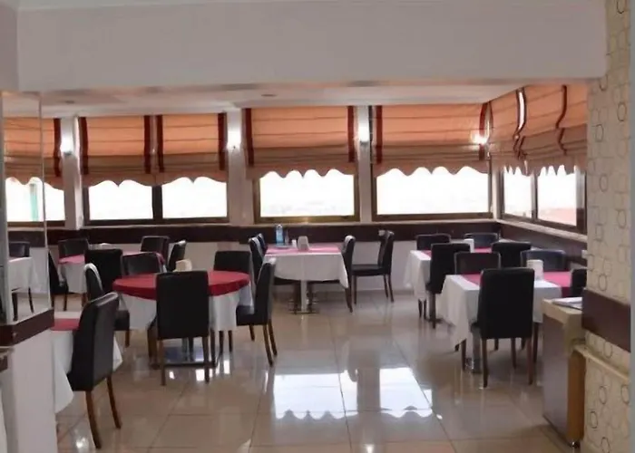 Napa Hotel 3*