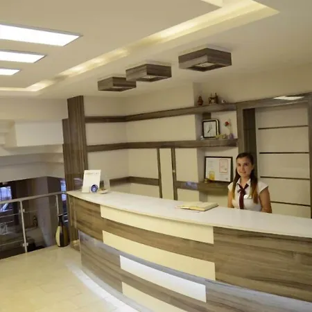 Napa Hotell 3*
